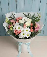 Букет цветов из:  Розы, Лизиантусы и Хризантемы в Ивановском Ставропольского края