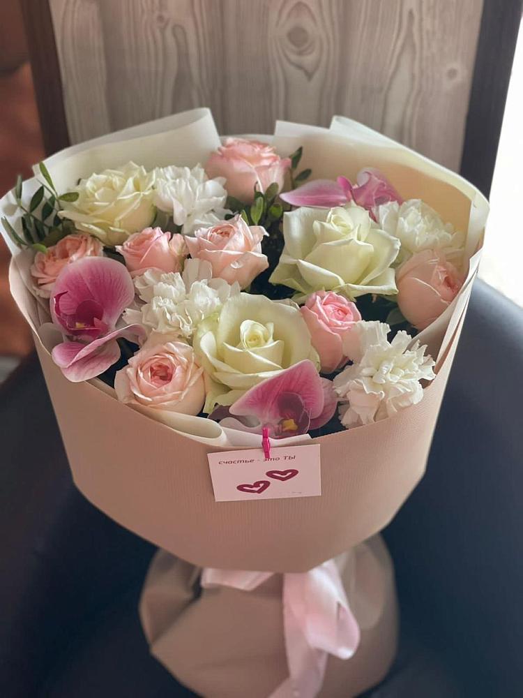 Букет цветов из: Орхидеи, Розы и Гвоздики в Ивановском Ставропольского края