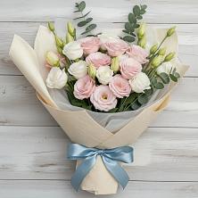 Букет цветов из:  Лизиантусы в Ивановском Ставропольского края