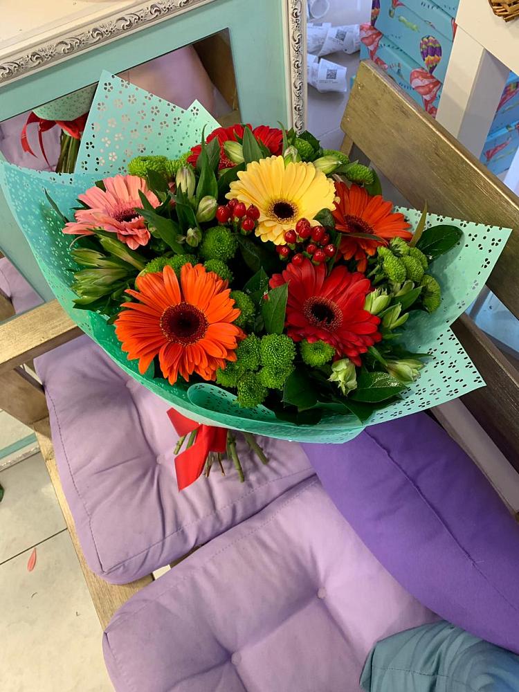 Букет цветов из: Герберы, Хризантемы и Альстромерии в Ивановском Ставропольского края