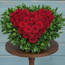 Цветочная композиция из Розы в виде сердца в Ивановском Ставропольского края
