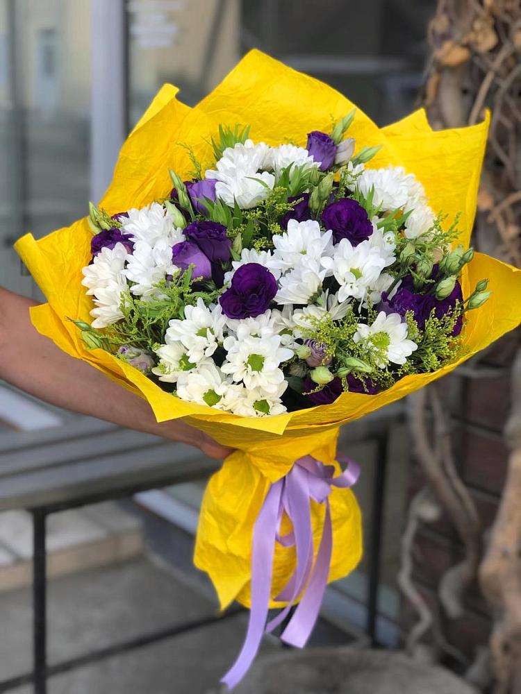 Букет цветов из: Ирисы, Хризантемы и Ромашки в Ивановском Ставропольского края