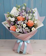 Букет цветов из:  Лизиантусы, Розы, Альстромерии и Гипсофила в Ивановском Ставропольского края