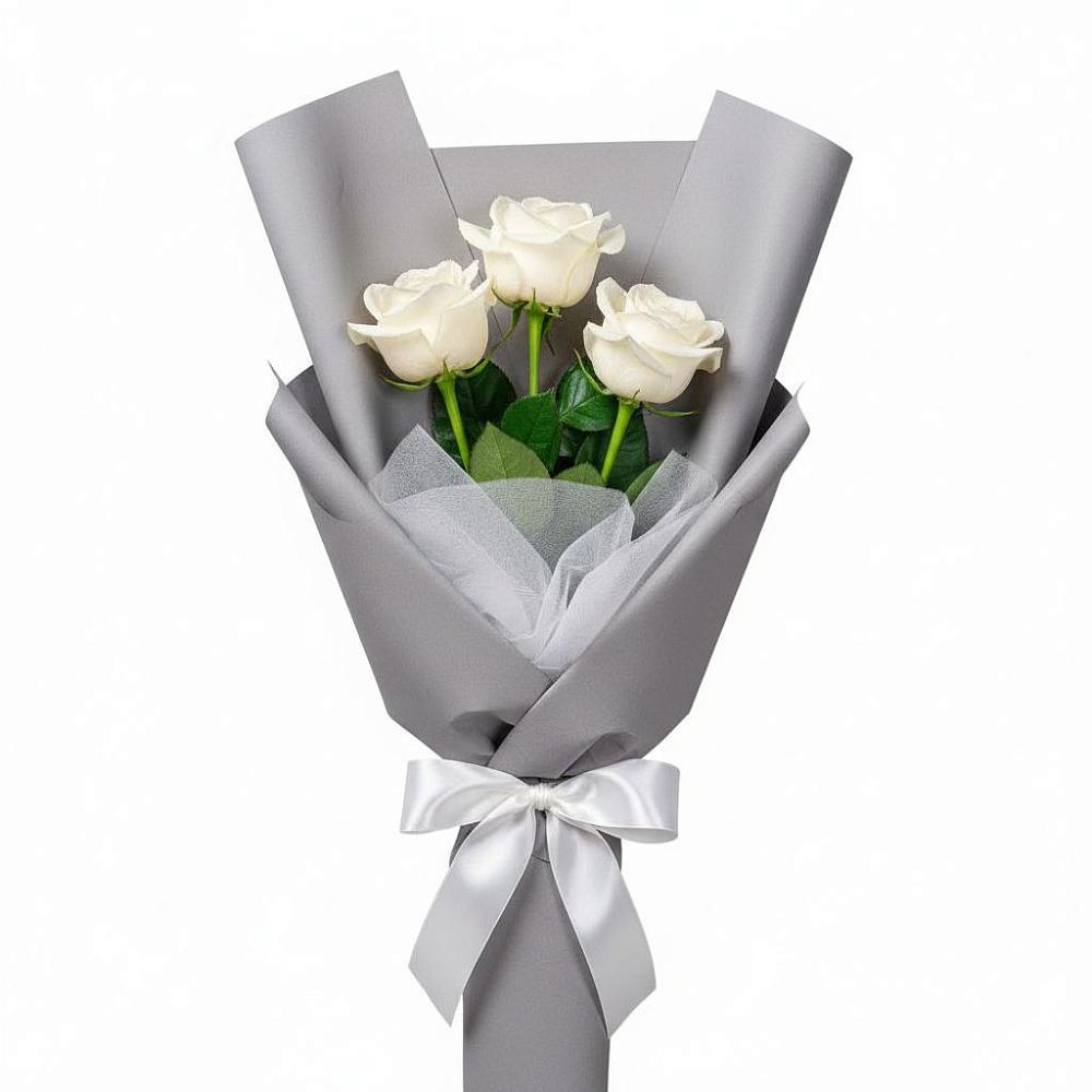Букет 3 белые розы в Ивановском Ставропольского края