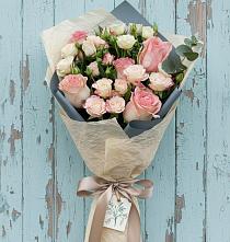 Букет цветов из:  Розы в Ивановском Ставропольского края