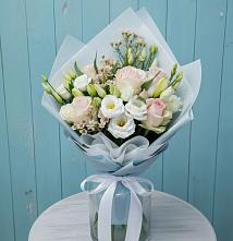 Букет цветов из:  Розы и Лизиантусы #REPLACE_PRED# Ивановском Ставропольского края