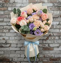 Букет цветов из:  Розы, Лизиантусы и Гвоздики #REPLACE_PRED# Ивановском Ставропольского края